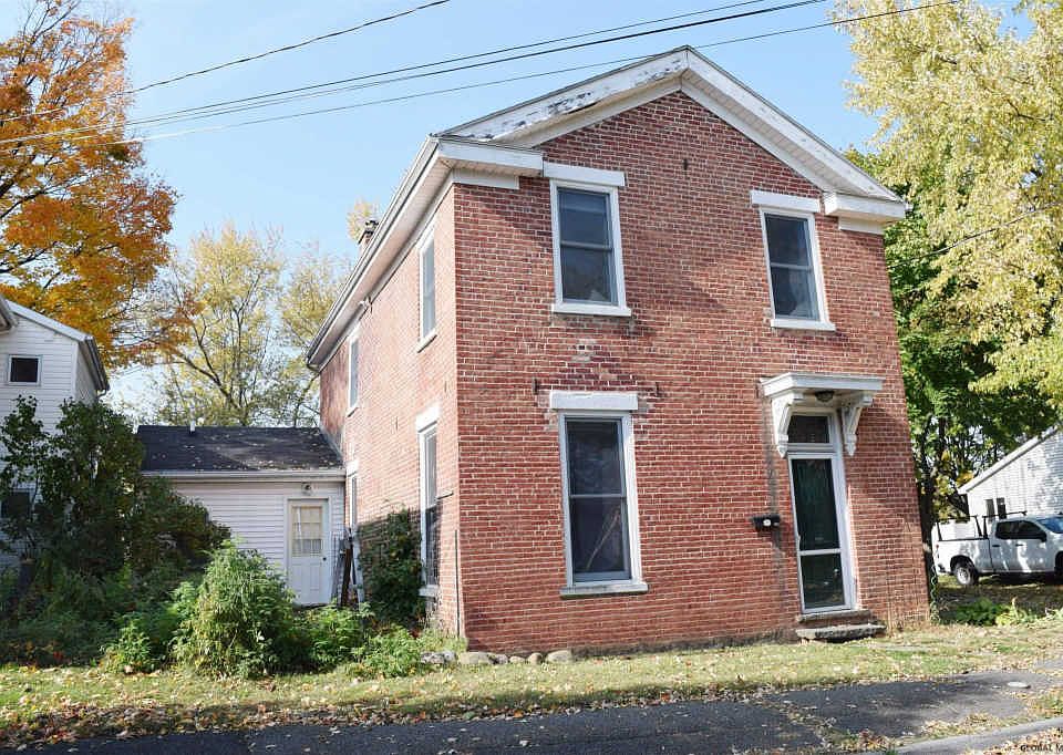 1st image of 661 1st Ave