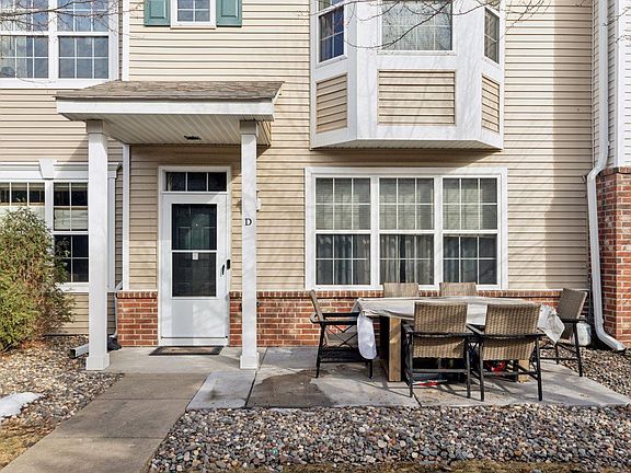 4th image of 10960 Fergus St NE Unit D