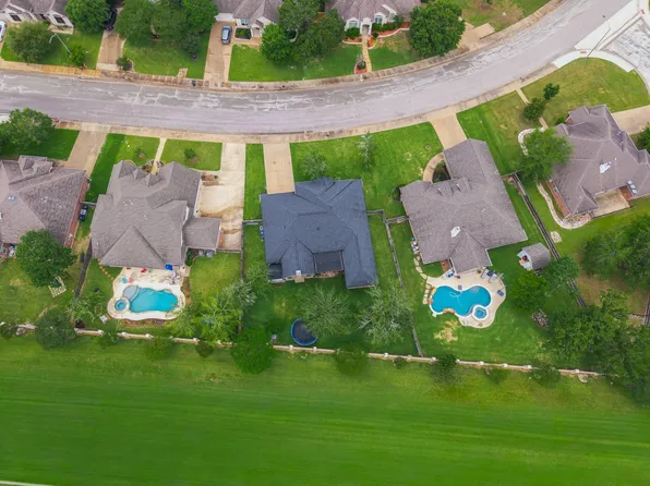 4410 Spring Meadows Dr, College Station, TX 77845
