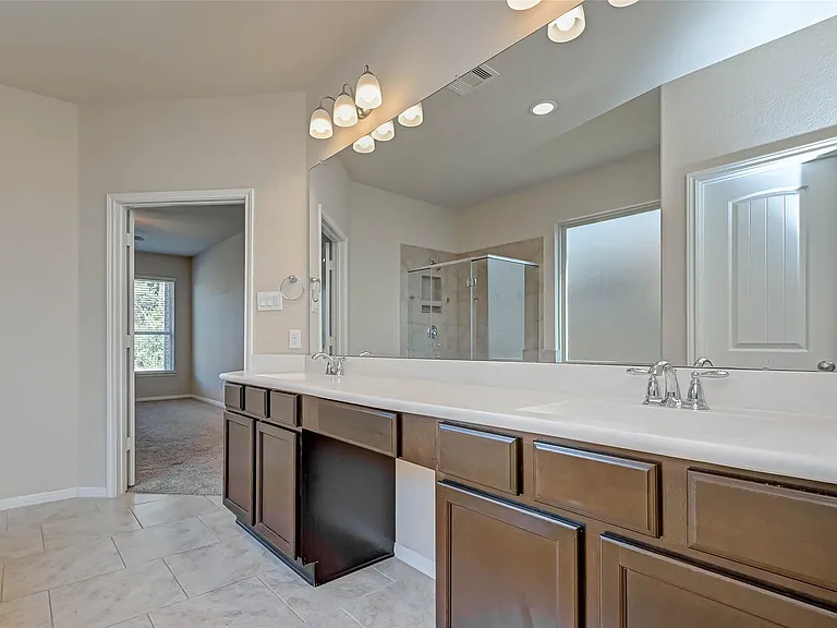 5340 Pointe Spring Xing — Photo 37