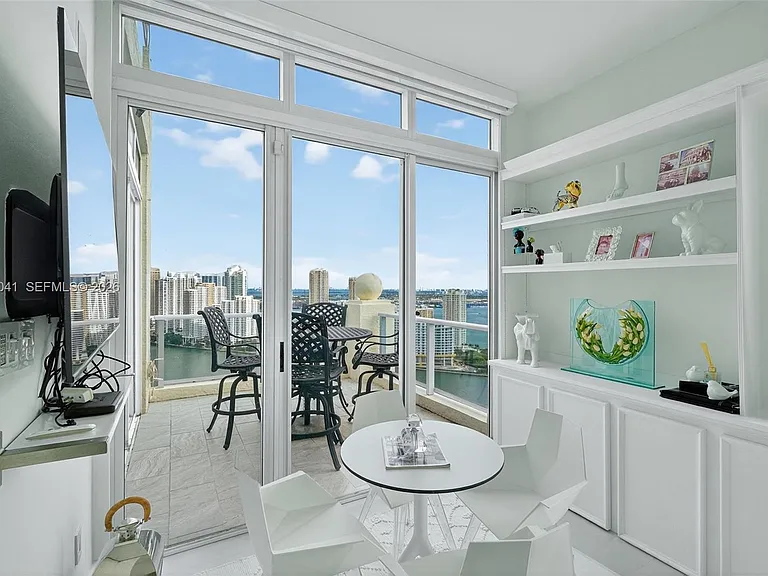 1155 Brickell Bay Dr #Penthouse 210 — Photo 25