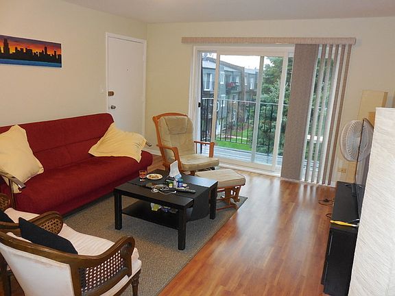 3rd image of 9411 Bay Colony Dr APT 3N