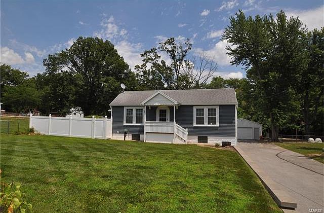 1st image of 10150 Bon Oak Dr