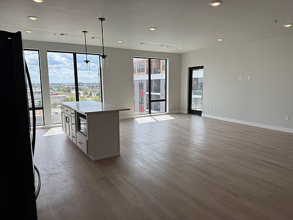 2nd image of 4470 24th Ave S #602