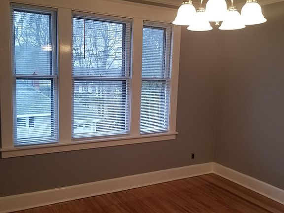 2nd image of 15 Leslie Ave