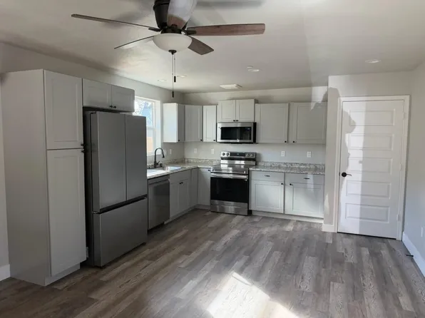 5156 Fort Peck St, Shasta Lake, CA 96019