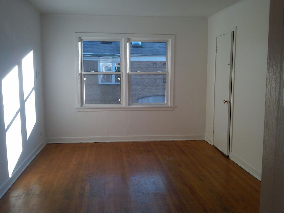 1st image of 7411 N Wolcott Ave