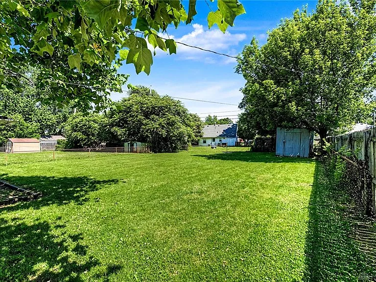 2621 Nyack Ln — Photo 23