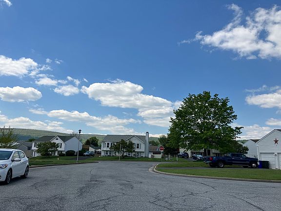 5th image of 5 Miners Ct