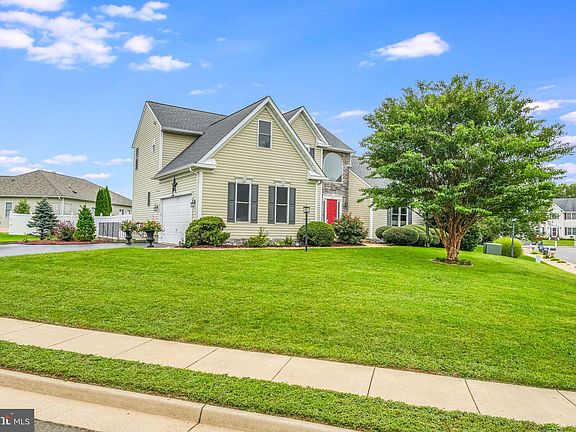 5th image of 2702 McKenzie Ln