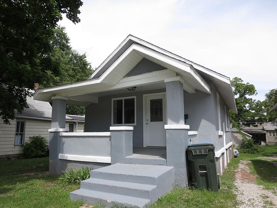 1st image of 805 E Jefferson St