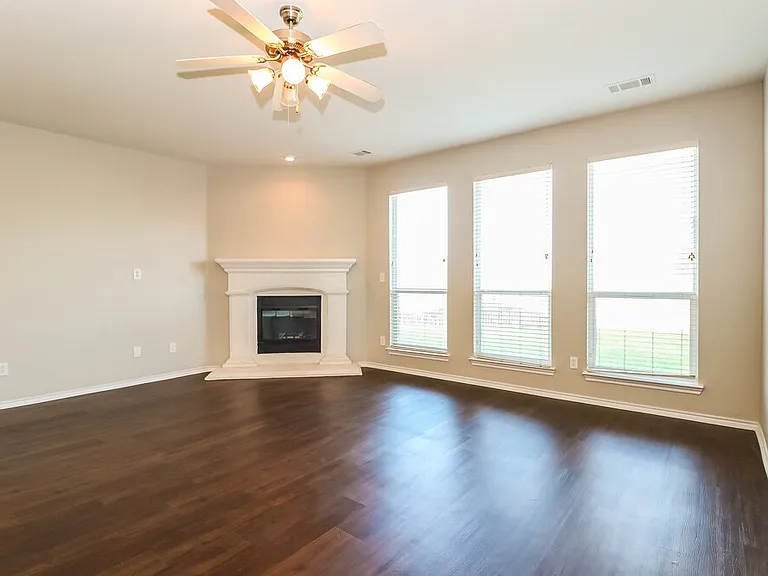 7905 Raton Ridge Ln — Photo 2