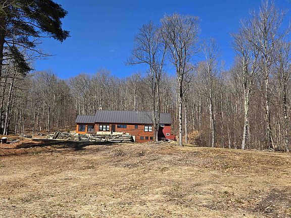 5th image of 348 Fort Defiance Hill