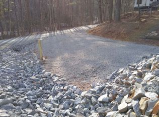 84 25th St #2, Ellijay, GA 30540