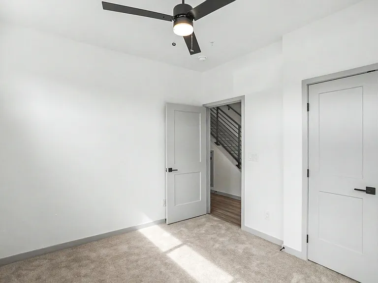 University Hills Townhomes — Photo 92
