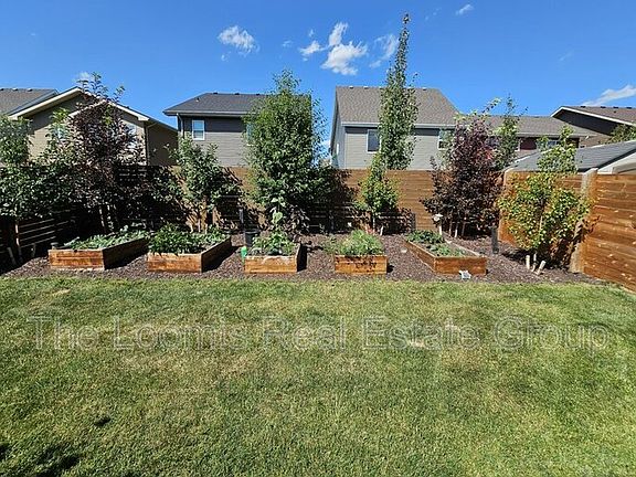 5th image of 40 Jamison Cres