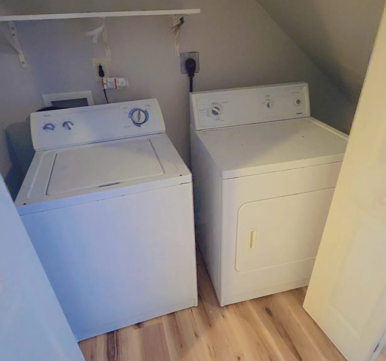 2 bed, 1050 sqft, $900 — Photo 2