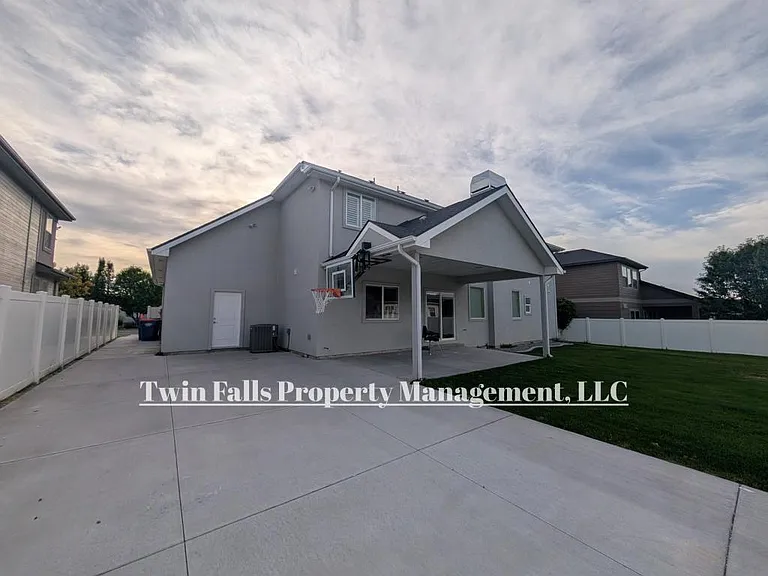 768 Sun Peak Way — Photo 58
