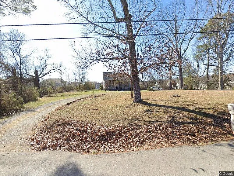905 Fretz Rd