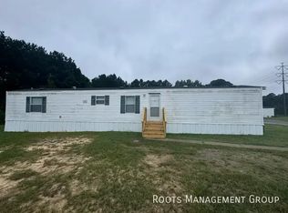 507 Seahorse Rd #316, Hope Mills, NC 28348