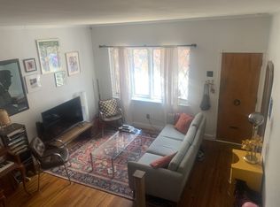 2404 S Garnet St, Philadelphia, PA 19145