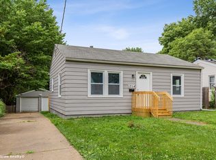 1714 Searle St, Des Moines, IA 50317