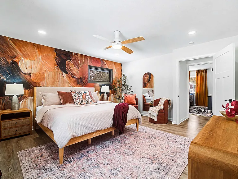 Bedroom