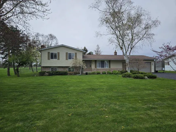 1654 E Salzburg Rd, Bay City, MI 48706