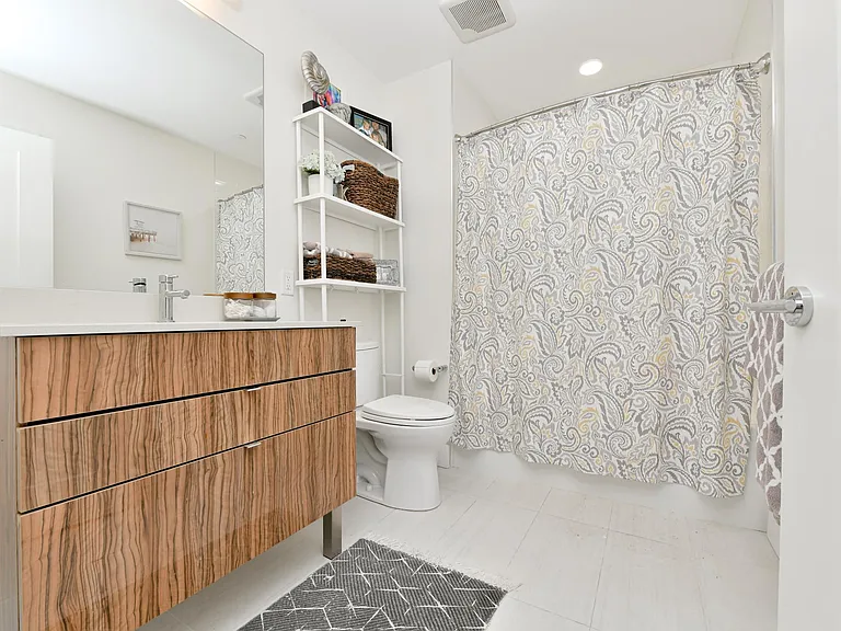 250 Meridian St #410 — Photo 10