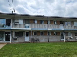 26945 Milford Rd APT 10, South Lyon, MI 48178