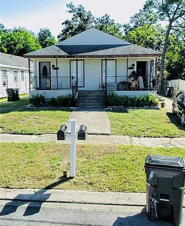 1st image of 3649 Saint Ferdinand St