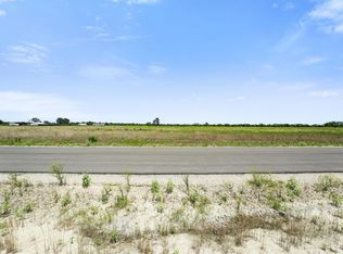 1287 Saddleback Dr, Bellville, TX 77418