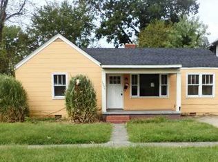 1206 Hull St, Chesapeake, VA 23324