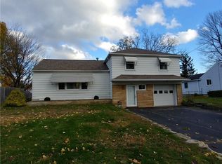 166 Fetzner Rd, Rochester, NY 14626