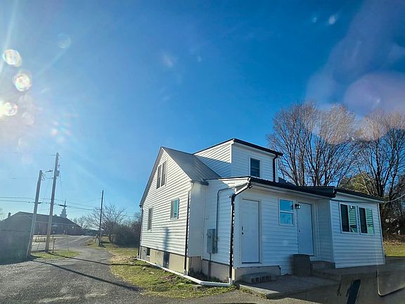 2nd image of 7339 Manns Dr #2