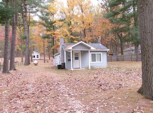 622 Pine St, Harrison, MI 48625