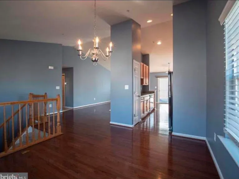 Rosalie Ln — Photo 2