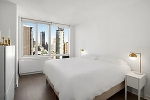 Rented by Bozzuto Management | media 33