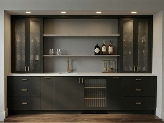 4th image of 18 Annawan Rd