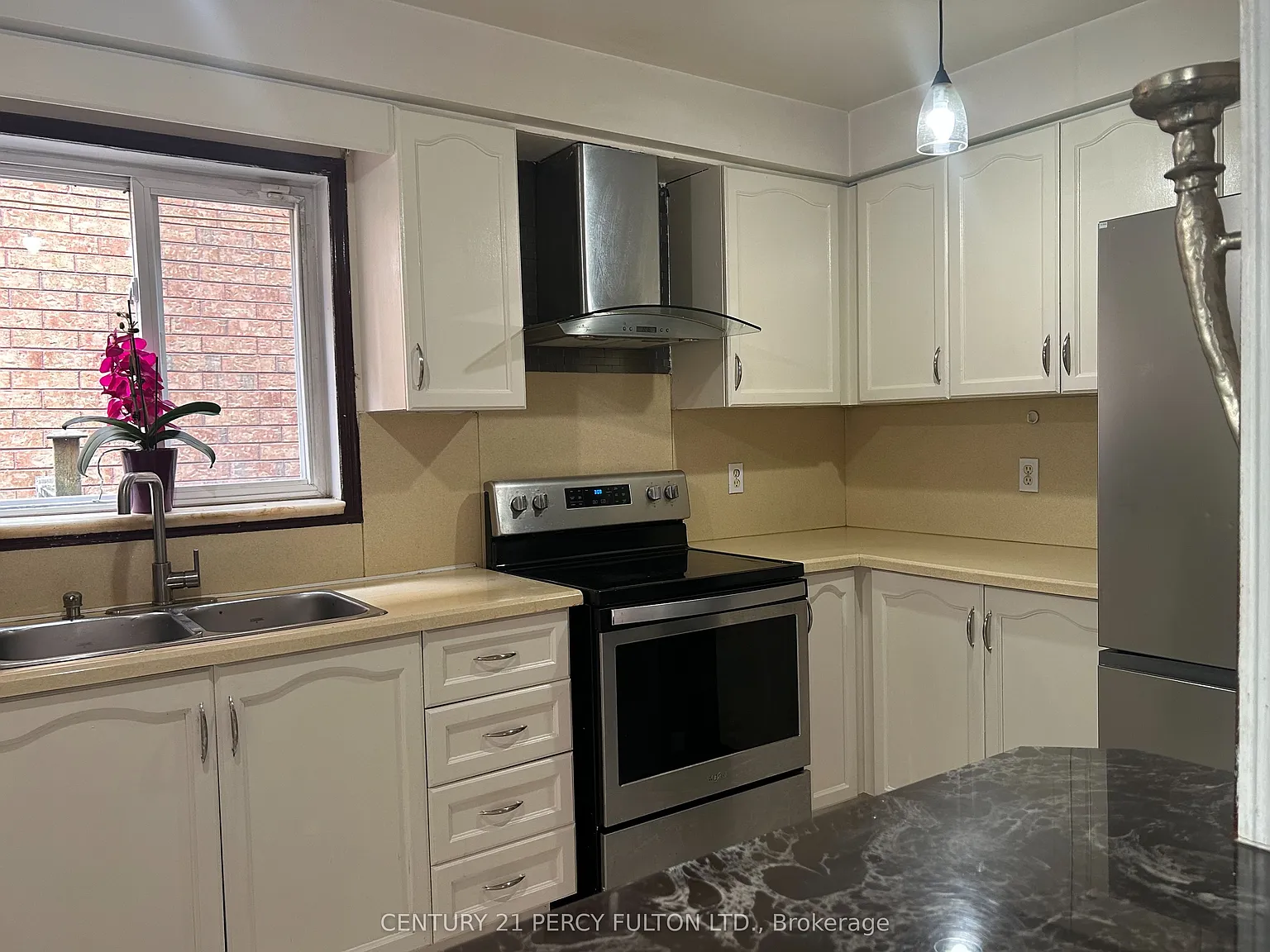 3 bed, $2,750 — Photo 4