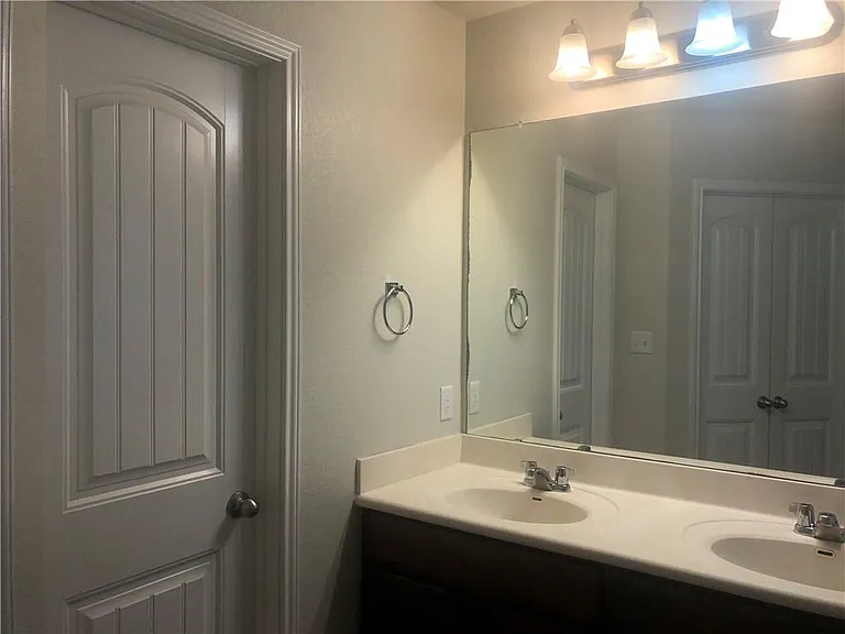 188 Brockston Dr — Photo 10
