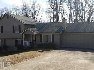 4624 Laurel Brook Dr, Flowery Branch, GA 30542