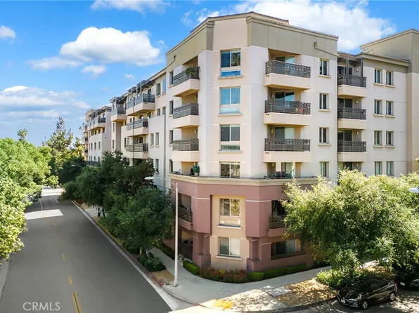 931 E Walnut St Unit 112, Pasadena, CA 91106