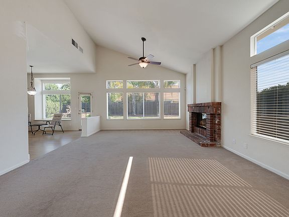 3rd image of 105 Wembley Ct