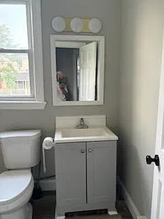 35 2nd Ave - 35 2Nd Ave Apt 5 — Photo 2