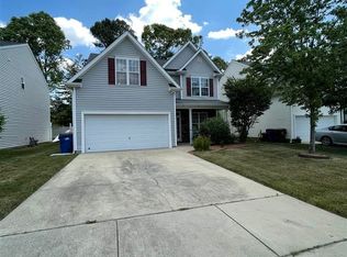 8128 Willowglen Dr, Raleigh, NC 27616