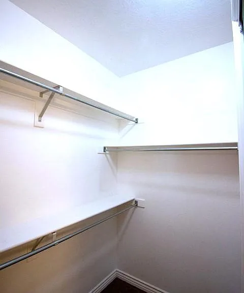 272 W 400 N — Photo 28