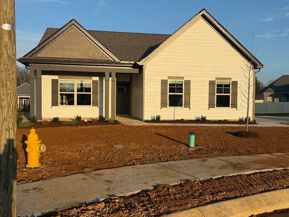 Welcome to 32 Brookside Court in Stillwater Subdivision. This house is located in a cul-de-sac. The