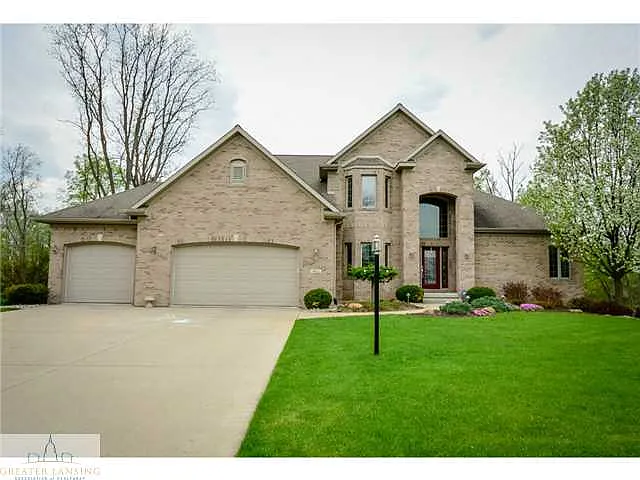 4631 Dimond Way photo 1