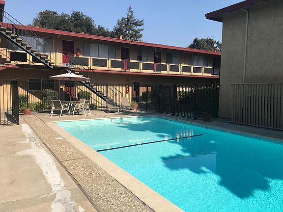 2nd image of 260 Mariposa Ave APT 19